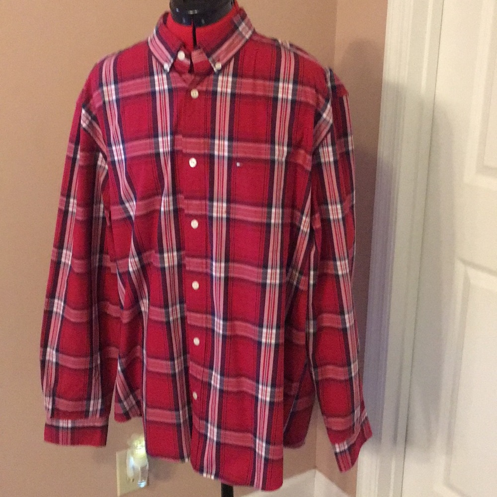 Tommy Hilfiger Men’s plaid shirt